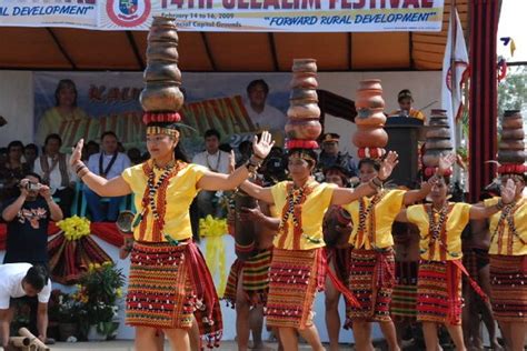 Kaliga Festival .